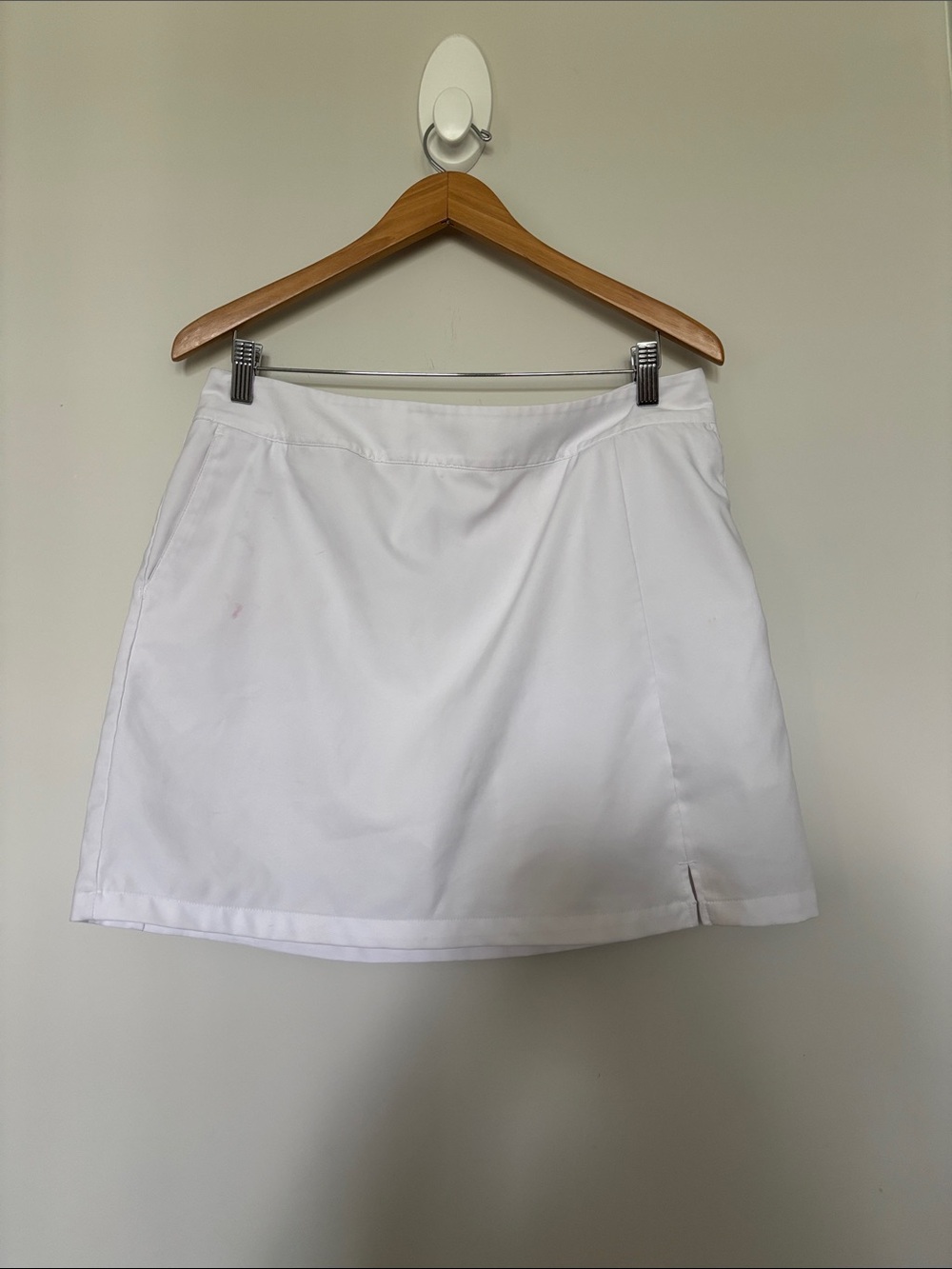 adidas ClimaCool White Skorts Sz 10